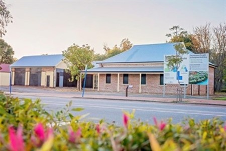 Consultation Image: exchange hotel with flowers in foreground