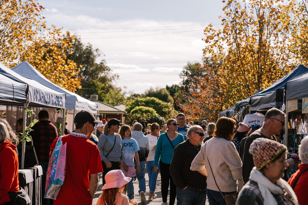 Pinjarra Markets at Edenvale